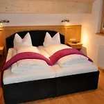 Joergnerhaus * Kals-am Großglockner