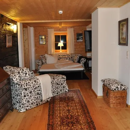 Joergnerhaus شقة *